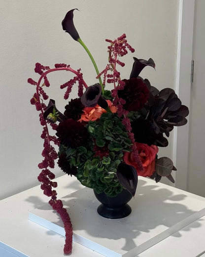 LARGE FLOWER ARRANGEMENT